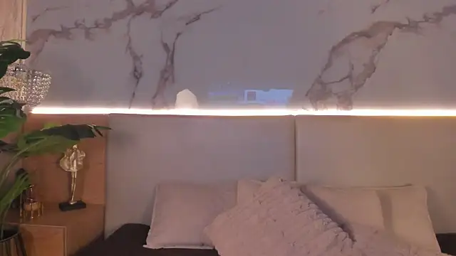 Celeste-Evanns online show from 06/07/26, 10:15