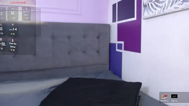 tiiny emilly online show from 11/06/25, 08:13