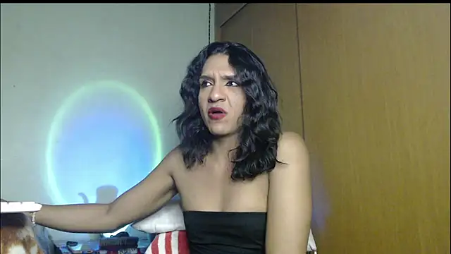 Galgadot3 online show from 12/15/25, 03:12