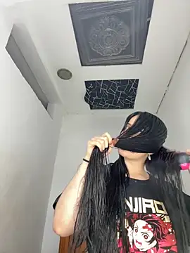 Snapshot of ChannelWhite_ chatting on 09/20/25, 04:50 ChannelWhite online show from 09/20/25, 04:50