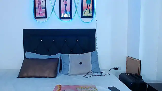 natashat lorent online show from 05/02/26, 03:56