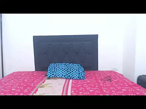 Snapshot of natashat_lorent chatting on 10/08/25, 09:59 natashat lorent online show from 10/08/25, 09:59