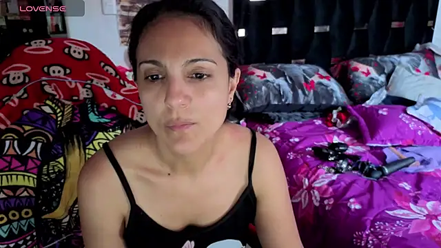 Snapshot of BasmaHernandez chatting on 07/10/26, 03:01 BasmaHernandez online show from 07/10/26, 03:01