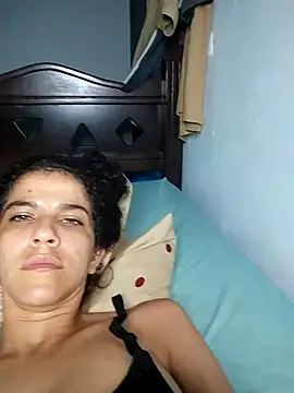 Snapshot of lucerocutte chatting on 10/03/25, 04:47 lucerocutte online show from 10/03/25, 04:47