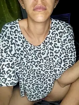 lucerocutte online show from 10/25/25, 02:44