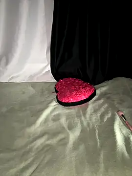 milagros0 online show from 11/08/25, 10:46