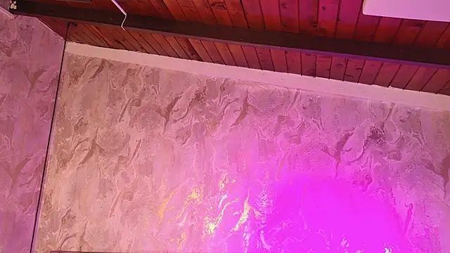 gemma sm online show from 09/18/25, 03:09