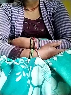 Snapshot of Gopika_Dudi chatting on 01/14/26, 02:04 Gopika Dudi online show from 01/14/26, 02:04