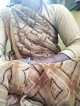 Snapshot of Gopika_Dudi chatting on 02/23/26, 01:40 Gopika Dudi online show from 02/23/26, 01:40