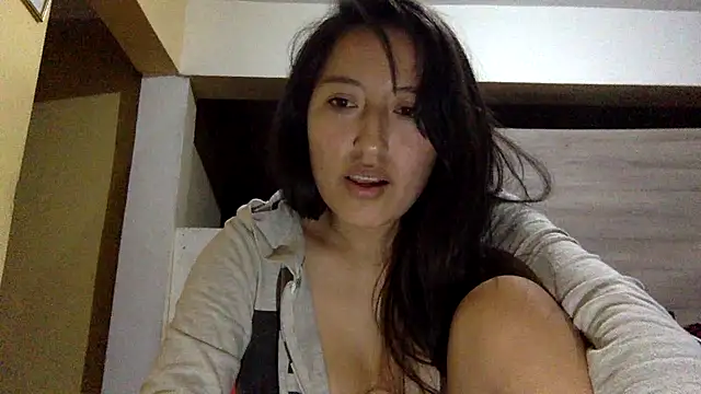 AlbyberCH online show from 10/24/25, 04:44