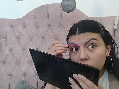 Jessica Carter 01 online show from 10/28/25, 05:12