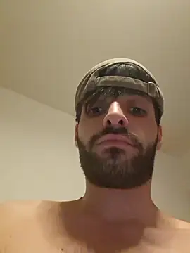 young swisscouple online show from 04/15/26, 10:21