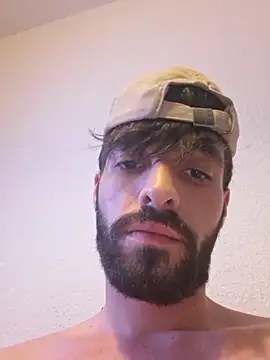 young swisscouple online show from 04/05/26, 04:13