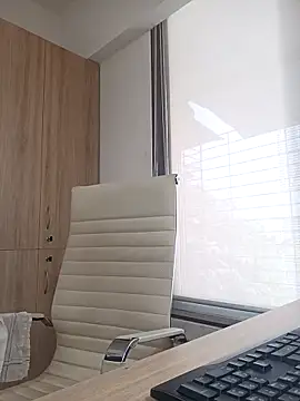 VJ17 online show from 12/19/25, 04:38