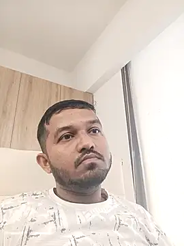 VJ17 online show from 11/30/25, 06:03