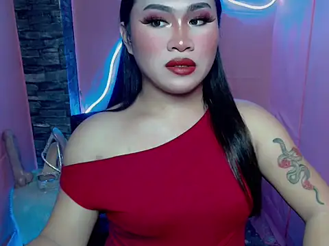 Snapshot of pretty_lassy chatting on 11/06/25, 03:27 pretty lassy online show from 11/06/25, 03:27