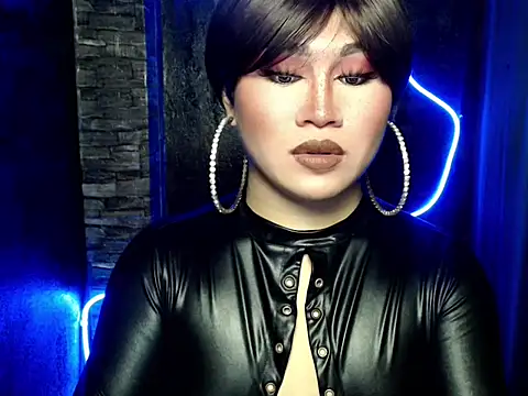 Snapshot of pretty_lassy chatting on 09/27/25, 08:53 pretty lassy online show from 09/27/25, 08:53