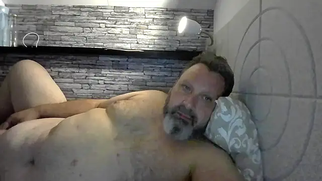 Snapshot of BigMan738@xh chatting on 06/07/26, 11:10 BigMan738xh online show from 06/07/26, 11:10