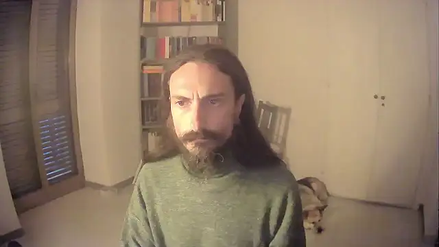 Snapshot of Mrkurt86 chatting on 10/26/25, 04:07 Mrkurt86 online show from 10/26/25, 04:07