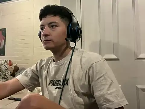 feeelipe2007 online show from 09/10/25, 02:54