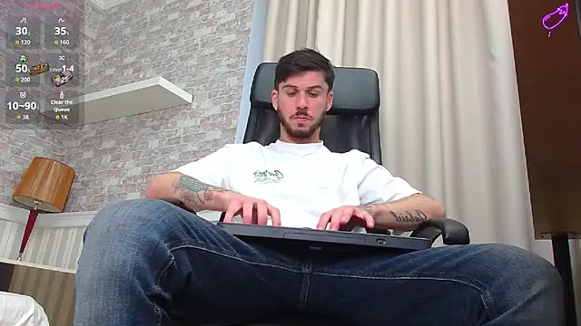 JonahShaw online show from 11/08/25, 05:22