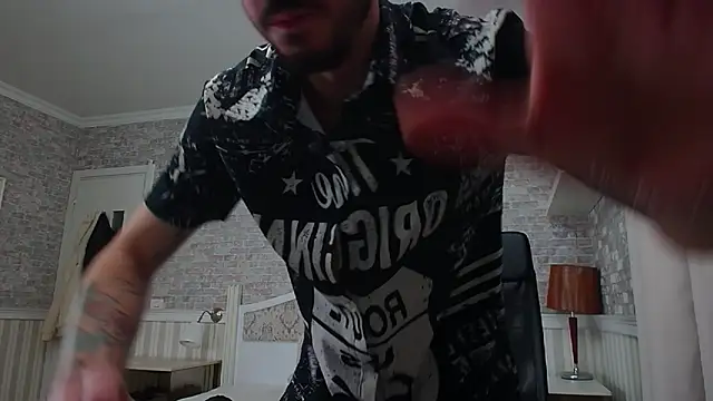 JonahShaw online show from 10/16/25, 04:10