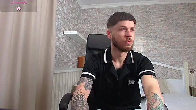 JonahShaw online show from 04/21/26, 04:30