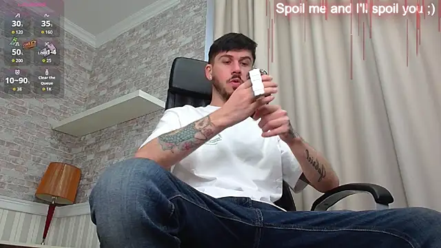 JonahShaw online show from 11/04/25, 05:22