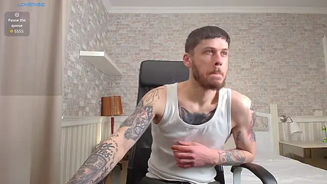 JonahShaw online show from 04/14/26, 04:28