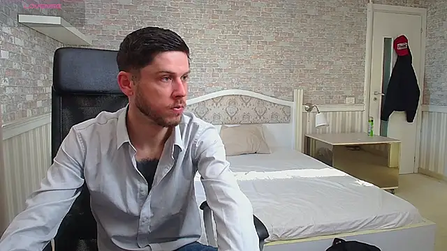 JonahShaw online show from 05/04/26, 04:27
