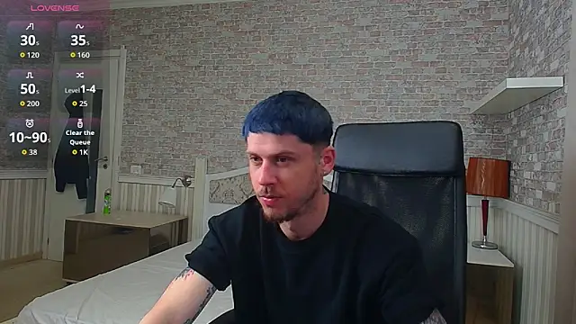 JonahShaw online show from 05/17/26, 04:34