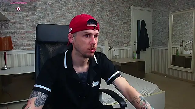 JonahShaw online show from 05/13/26, 04:41