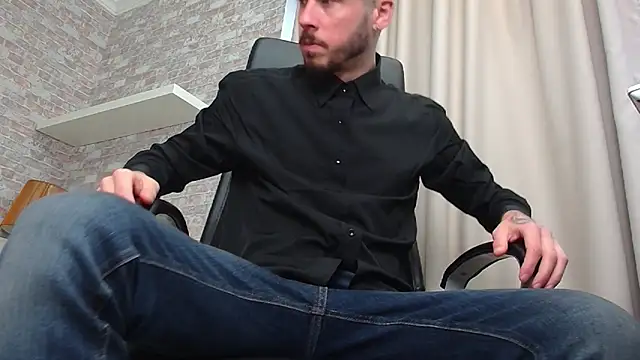 JonahShaw online show from 11/02/25, 05:12