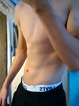 LUISSLEONN0958 online show from 09/27/25, 09:43