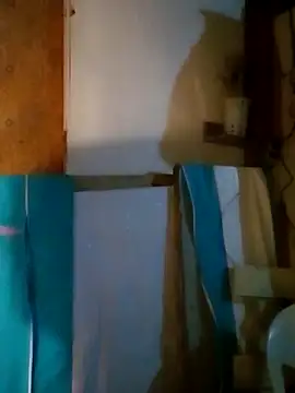 LUISSLEONN0958 online show from 10/02/25, 07:12