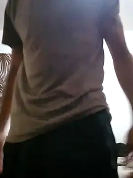 LUISSLEONN0958 online show from 11/20/25, 07:09