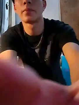 LUISSLEONN0958 online show from 09/30/25, 08:26