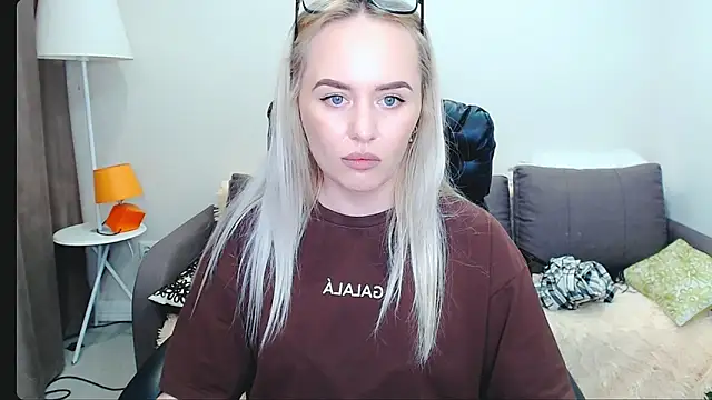 LiluMoon   online show from 04/04/26, 03:07