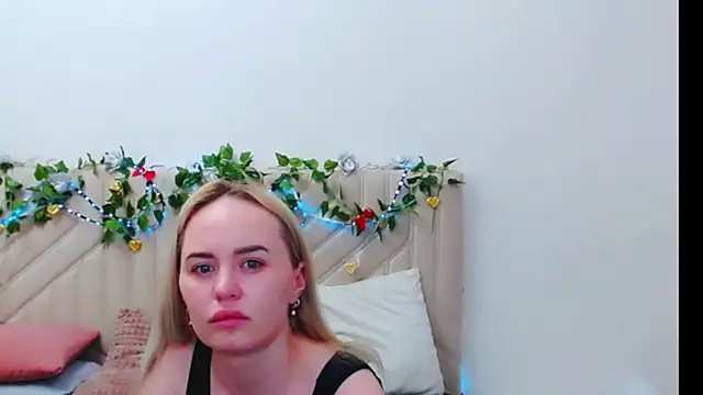 LiluMoon   online show from 04/08/26, 07:10