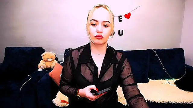 LiluMoon   online show from 03/27/26, 07:39