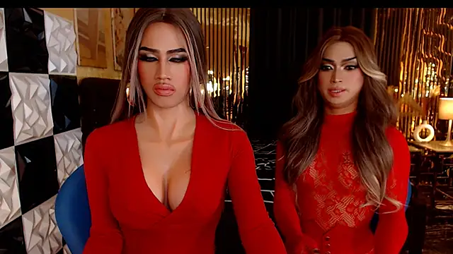 XyraCox online show from 03/25/26, 06:40