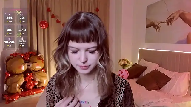 Lisa Blossom online show from 02/13/26, 06:02