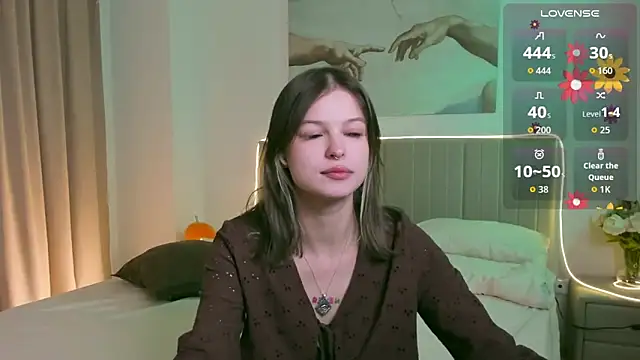 Lisa Blossom online show from 11/17/25, 06:06