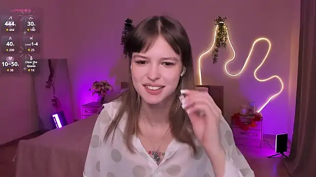 Lisa Blossom online show from 04/11/26, 07:45