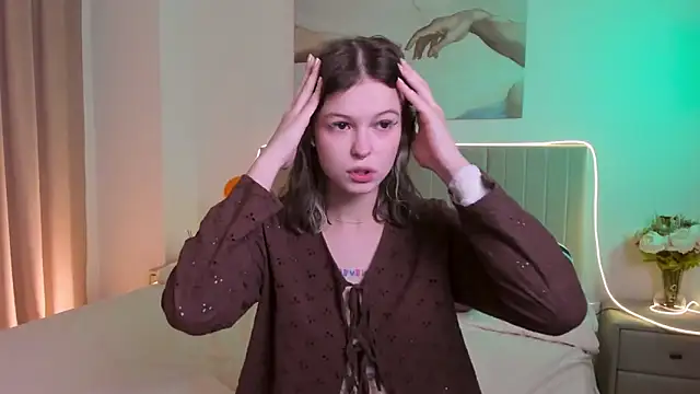 Lisa Blossom online show from 10/27/25, 06:03