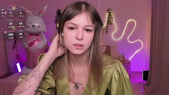 Lisa Blossom online show from 03/30/26, 06:04