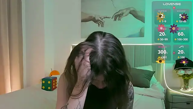 Lisa Blossom online show from 11/25/25, 06:03