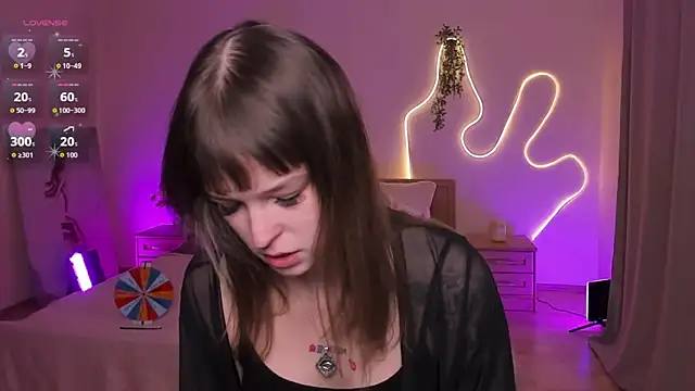 Lisa Blossom online show from 03/25/26, 06:02