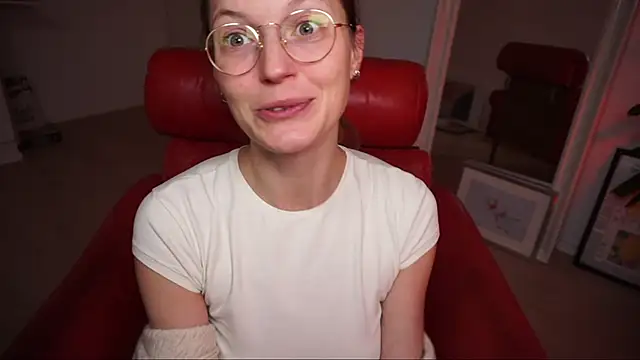 Scorpion Peach online show from 11/14/25, 03:15