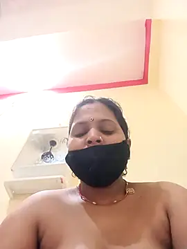 Snapshot of Rani_Devi143 chatting on 09/23/25, 01:23 Rani Devi143 online show from 09/23/25, 01:23